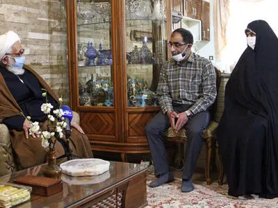 تجلیل و قدردانی از رشادت و فداکاری یادگاران دفاع مقدس