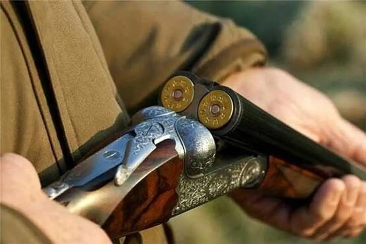 کشف یک قبضه سلاح و دستگیری ۲ نفر در هنگ مرزی سرخس