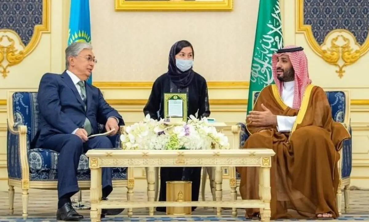 دیدار ولیعهد عربستان و رئیس‌جمهوری قزاقستان 