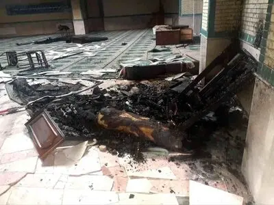 تاکنون هیچ فردی در ارتباط با حادثه آتش گرفتن مسجد جامع دستگیر نشده‌است