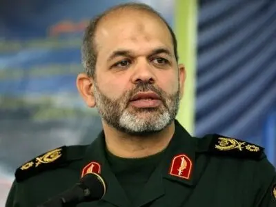 بموجب قرار صادر عن قائد الثورة الاسلامية؛ تعيين العميد "أحمد وحيدي" قائدا عاما لحرس الثورة الإسلامية