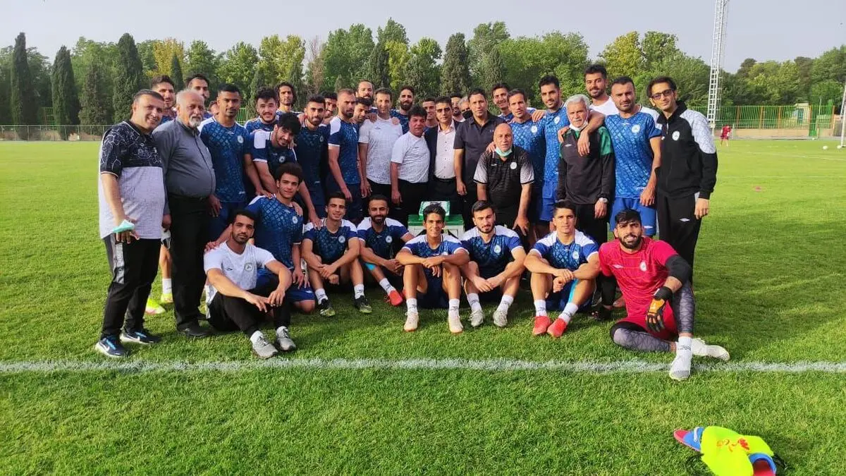ذوبی‌ها روز ارتباطات و روابط عمومی را جشن گرفتند