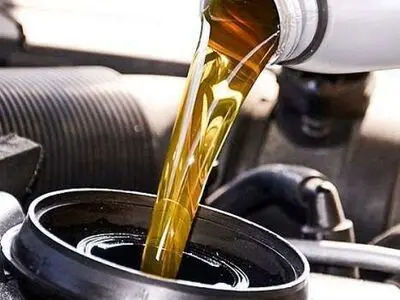 شهروندان از استاندارد بودن روغن موتور مطمئن باشند