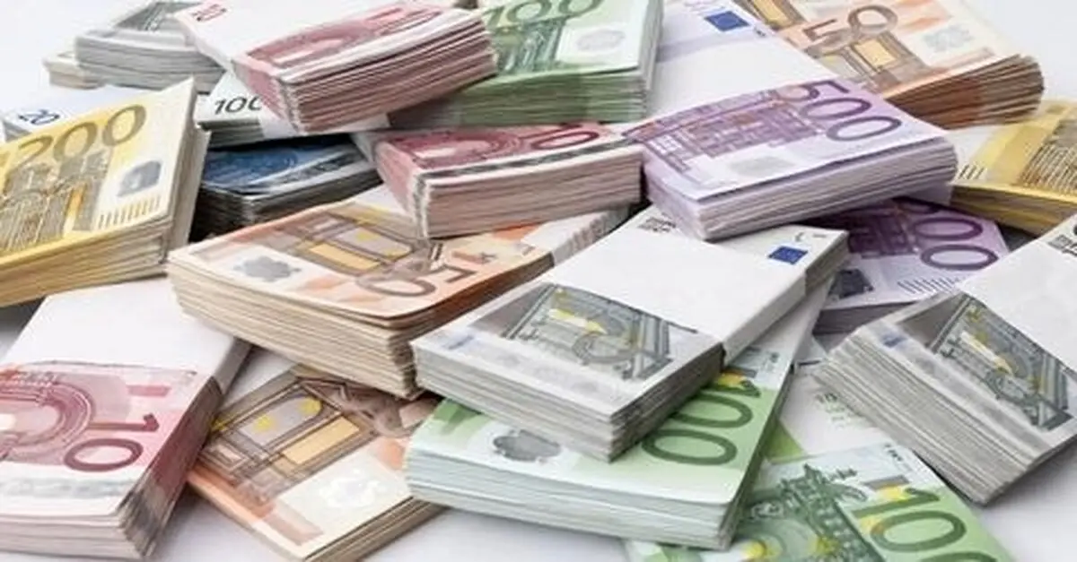 EUR/USD recedes from 33-month high as Democrats take a lead in Georgia elections
