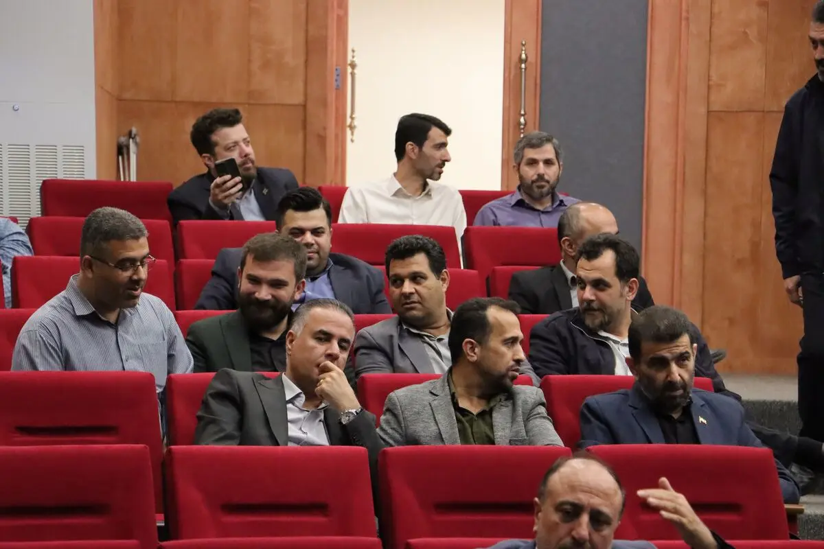 برگزاری کارگاه آموزشی پیشگیری و کنترل بیماری‌های اسکلتی-عضلانی ستون فقرات