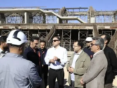 بازدید مدیرعامل شرکت ملی صنایع مس ایران از پروژه احداث کمپ ورزشی ورزقان
