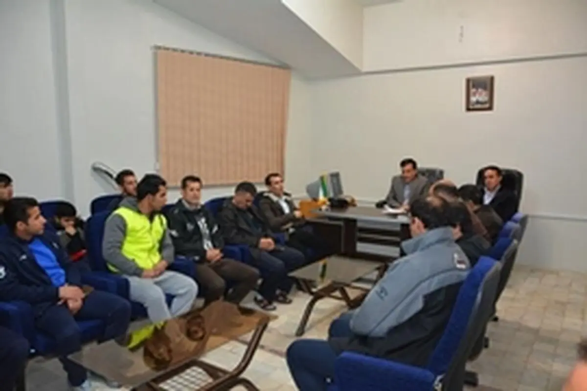 ورزشکاران کارگر سفیران فرهنگی استان لرستان هستند