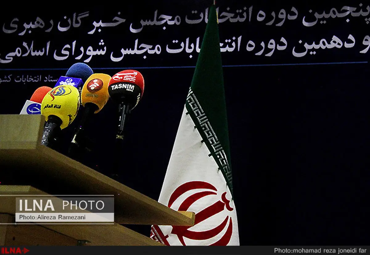 گویا بنرهای انتخاباتی یکی از نامزدهای خبرگان غیرقانونی بوده است