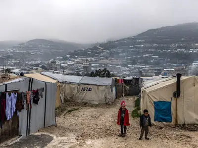 شمار آوارگان اجباری در سراسر جهان به ۱۲۲ میلیون نفر افزایش یافته است