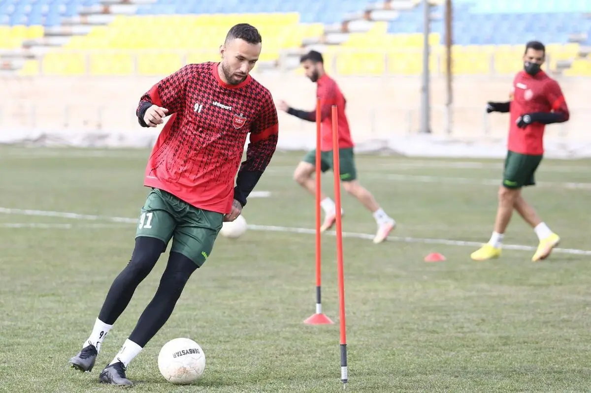 ثبت قرارداد مهاجم پرسپولیس در سازمان لیگ
