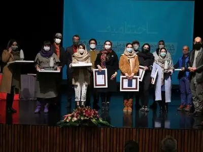برگزیدگان دوسالانه سرامیک معرفی شدند