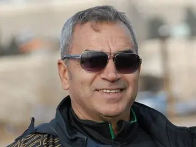 کلهر: کار خوب رسول خطیبی استفاده از خط یک سوم دفاعی پرسپولیس بود