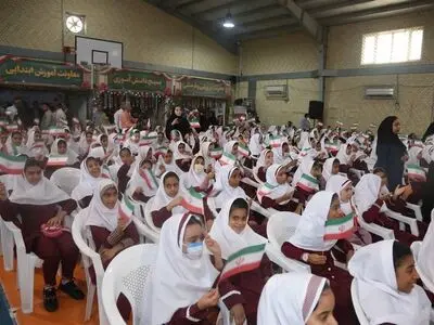 طنین زنگ مهر در هرمزگان؛ آغاز سال تحصیلی با شور دانش‌آموزان و معلمان +فیلم