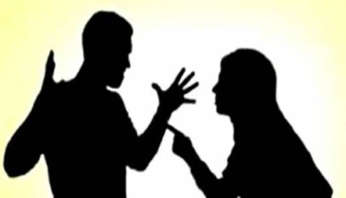 با همسری که به دلیل وضعیت بد مالی بداخلاق شده، چه کنیم؟