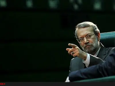 سکوت معنادار اصولگرایان درباره دعوت از لاریجانی