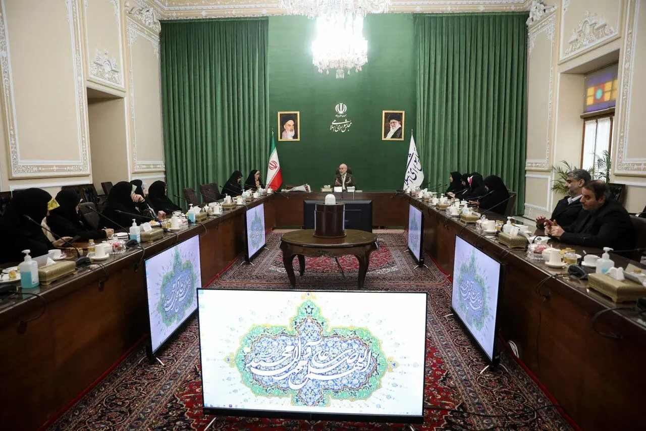 پیگیری اجرای طرح ساماندهی کارکنان و بازنگری در مصوبه اخیر مهریه مطالبه نمایندگان زن مجلس از قالیباف