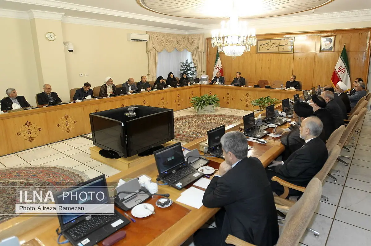 حمایت هیات دولت از زنان سرپرست خانوار و در معرض آسیبهای اجتماعی