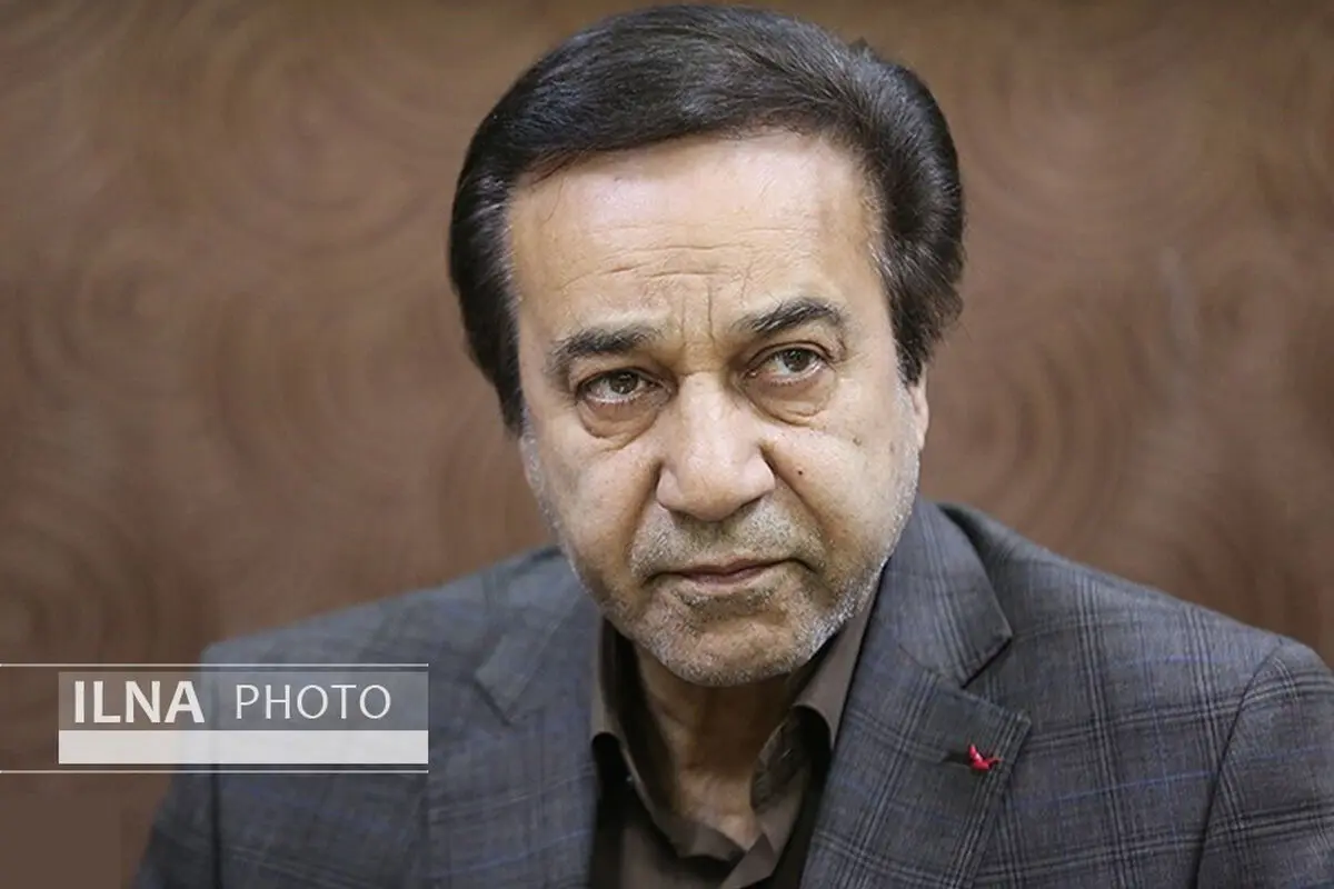 آثاری که برای بابایی، باکری، همدانی و تهرانی‌مقدم خواندم هرگز پخش نشدند/ کارهای جدیدم را به صداوسیما داده‌ام اما بازهم قبلی‌‌ها را پخش می‌کنند/ موسسه «cbs» آمریکایی کارش شکار خوانندگان و بازیگران بود