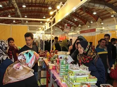 برپایی نمایشگاه بهاره با هدف تامین مایحتاج ضروری مردم با قیمت مناسب