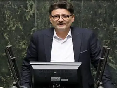 کادر درمان از عدم پرداخت کارانه، ترمیم حقوق و فوق العاده خاص ناراضی هستند