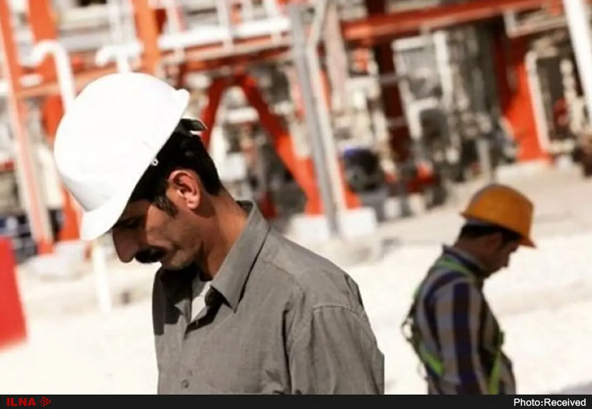 زندگی امروز کارگران بی‌خبری از فردا با سفره‌های خالی است/ منافع ایران در بسته شدن صددرصدی چاه نفت است