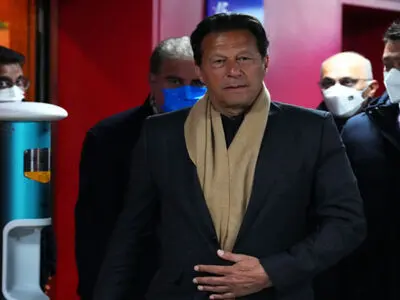 عمران خان به ۱۴ سال زندان محکوم شد