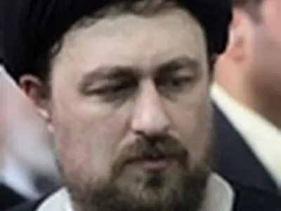 دیدار خانواده خلبان شهید چاغروند با یادگار امام(ره)