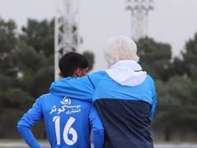 پاسخ نگران کننده دکتر تیم ملی درباره فوتبال بازی کردن یا نکردن مهدی قائدی