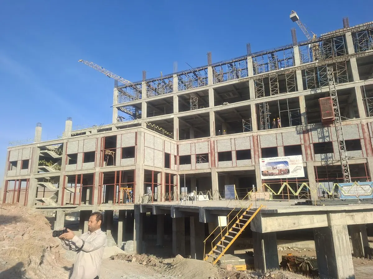 استاندار: بیمارستان ۵۵۰ تخت‌خوابی کرمانشاه بزرگ‌ترین پروژه درمانی غرب کشور است