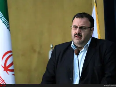 سیاست‌های انقباضی در شرایط کنونی باید اجرا شود/ دولت فعالانه به اقتصاد ورود کند/ بخش خدمات درآمد پایدار ایجاد نمی‌کند