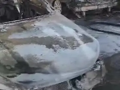 آتش سوزی در پمپ بنزین کاور کیلومتر ۴۵ جاده دهلران به مهران + فیلم