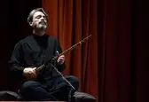 باید به احترامش سراپا ایستاد و شنید نغمه‌هایش را