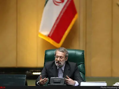 ایران، پایگاه نظامی به جایی نداده است/ وزیر دفاع ادب حکمرانی نسبت به مجلس را رعایت کند