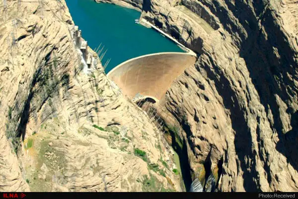 آخرین وضعیت ذخیره آب در سدهای خوزستان/کاهش ۳۵ درصدی ذخایر آبی استان