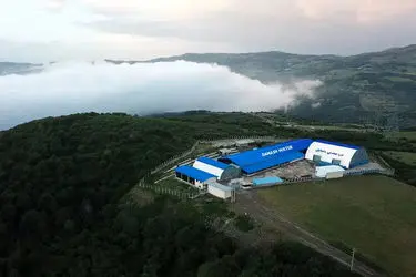 اعتصاب کارگران آب معدنی داماش/ ۶ ماه معوقه مزدی/ قرض می‌گیریم تا زنده بمانیم! 