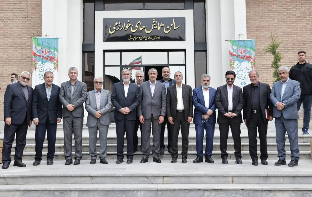 صنعت هسته‌ای تنها نماد پیشرفت کشور نیست بلکه دستاوردهای آن برای مردم ملموس است