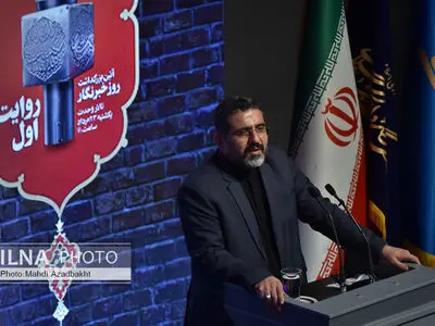 وعده کمک هزینه پنجاه میلیون تومانی به خبرنگاران از سوی وزیر صمت/ هدیه‌ی سیزده بخشی وزیر ارشاد