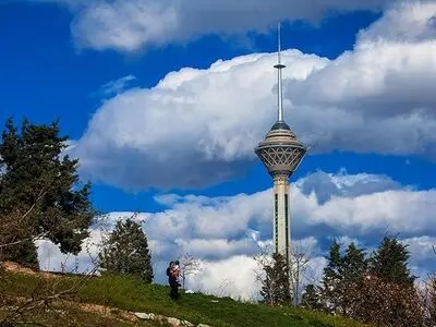 هوای تهران همچنان در وضعیت «قابل قبول» 
