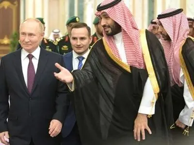 سایه ابهام بر سر سفر غیر منتظره پوتین به ریاض 

