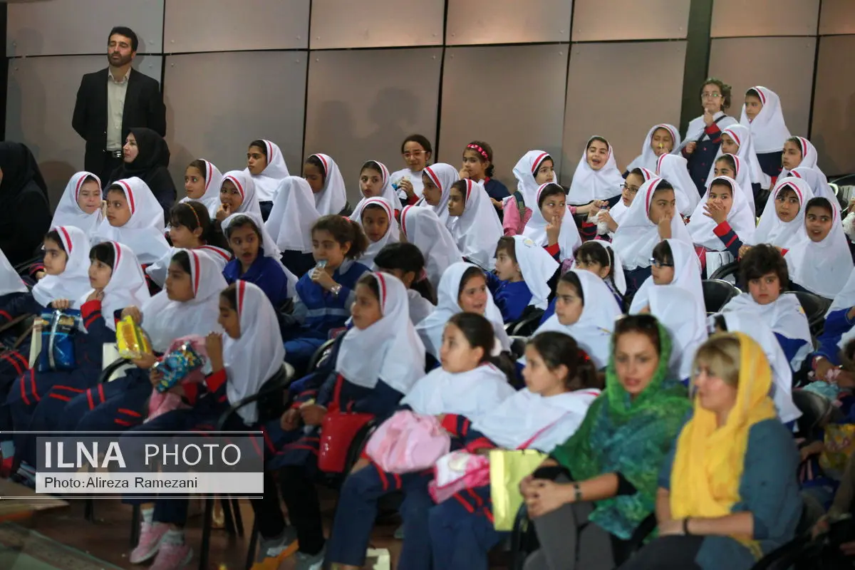  کودکان و نوجوانان آموزگار بزرگسالان در حفظ محیط زیست باشند