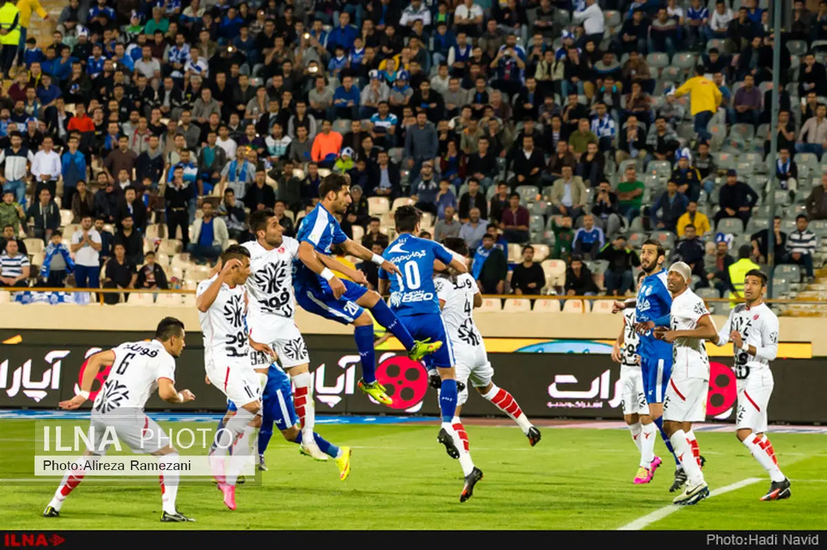 تساوی بدون گل شاگردان منصوریان و مهاجری در نیمه نخست