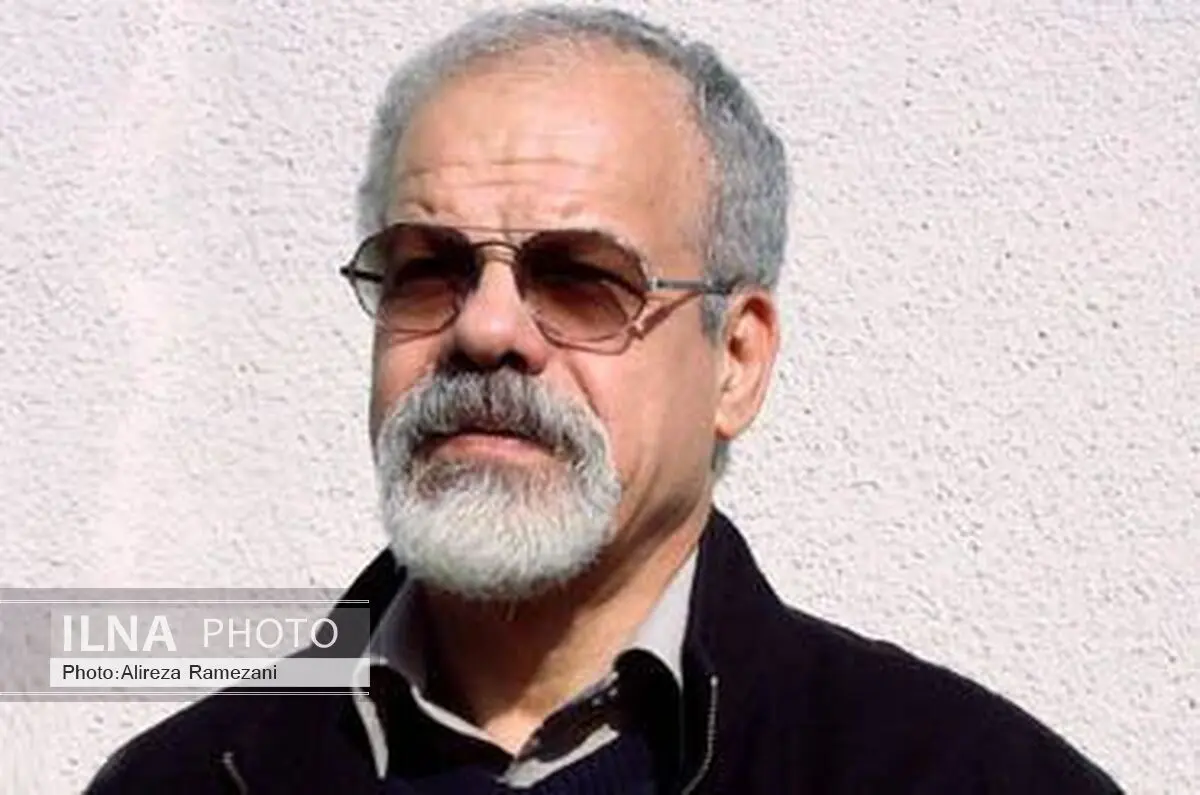نمایش‌نامه‌نویس عروسکیِ حرفه‌ای نداریم