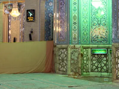 لحظاتی از حضور رهبر انقلاب در مسجد مقدس جمکران