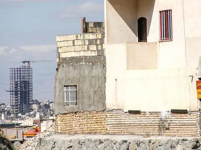 اقدامات موثر در ممانعت از ساخت و ساز غیر مجاز و نا ایمن اولویت مدیریت ششم شهر کرج است 