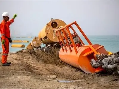 کارگران پایانه‌های نفت دستمزد تیرماه را دریافت نکرده‌اند