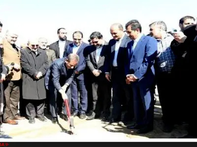 کلنگ احداث بیمارستان 1000 تختخوابی در قم به زمین زده شد