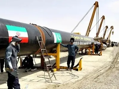 مسؤول باکستانی یرجّح استئناف المفاوضات حول مد انبوب الغاز الایرانی