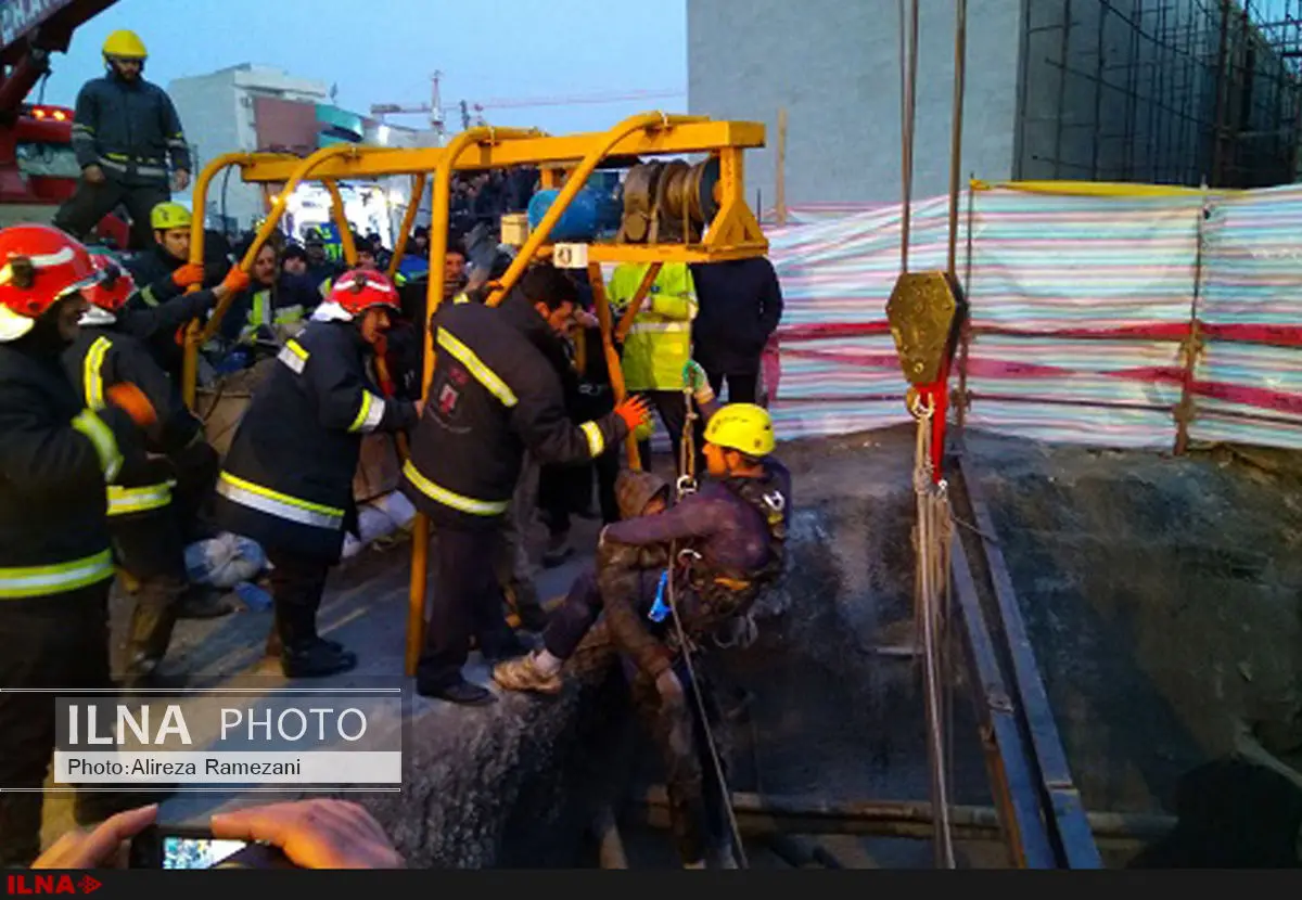 سستی خاک جان کارگران تونل انرژی  را گرفت/ حال مصدومین وخیم نیست
