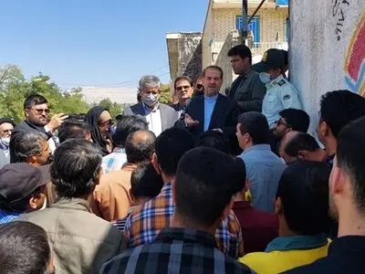 درخواست کارگران شهرداری یاسوج برای دریافت معوقات 