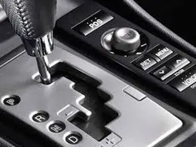 آموزش آسان نحوه رانندگی با خودرو دنده اتومات